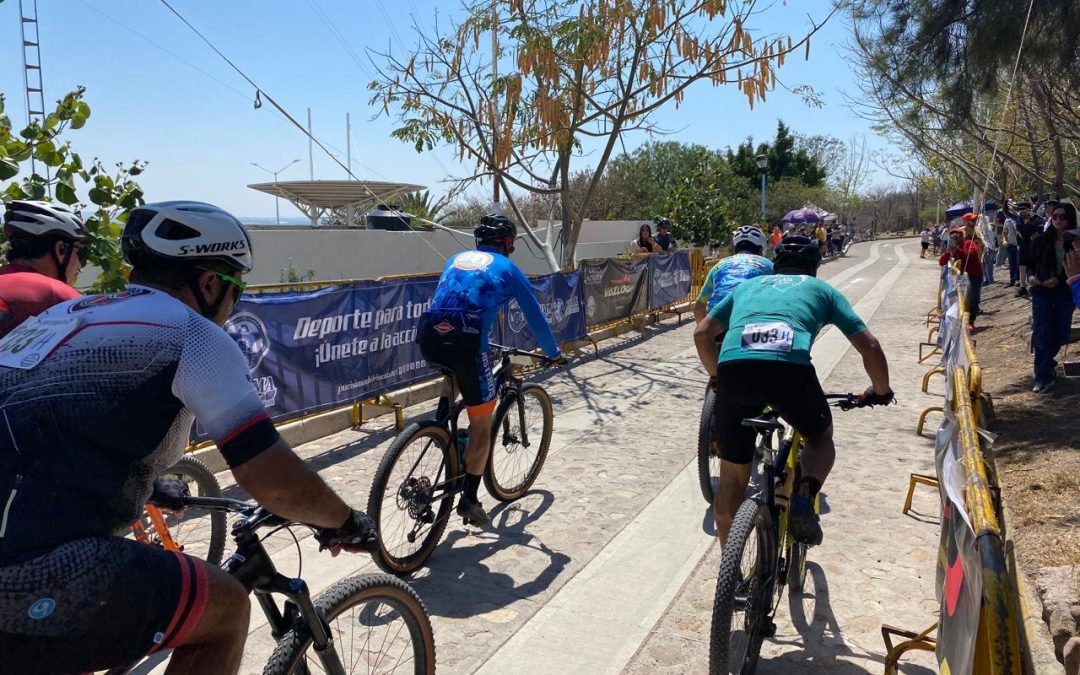 PRIMER SERIAL DE CICLISMO COMPLETO