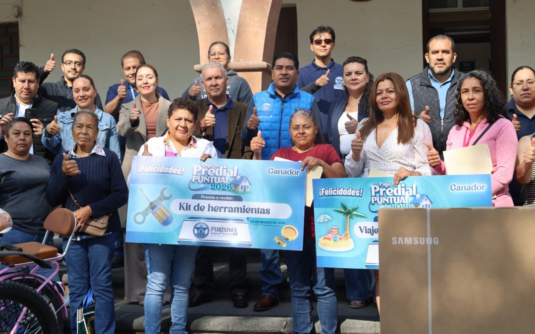 RECIBEN PREMIOS DE PREDIAL